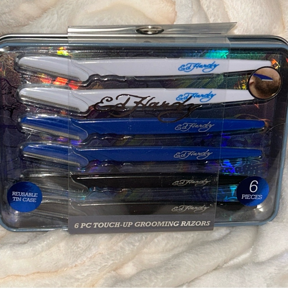 Ed Hardy Grooming 6pc Razors eyebrow mustache side burns and beard with tin case